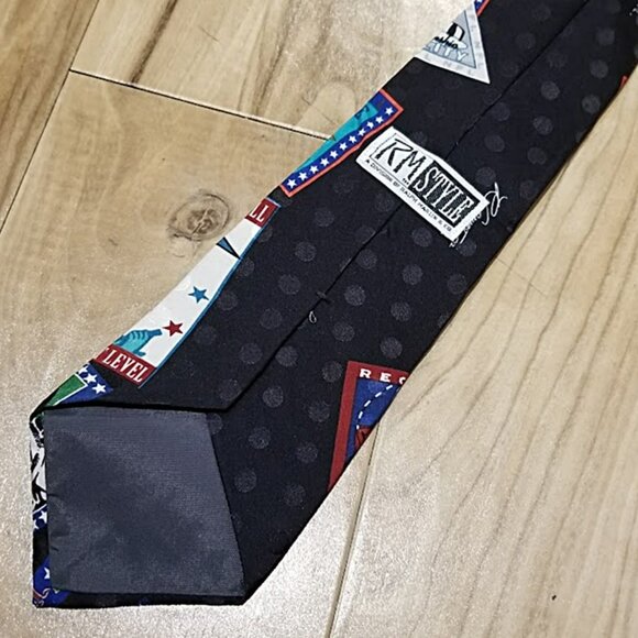 Vintage RM Style NFL Football America's Favorite Sport Men Silk Necktie Tie 55.5 - Picture 4 of 6